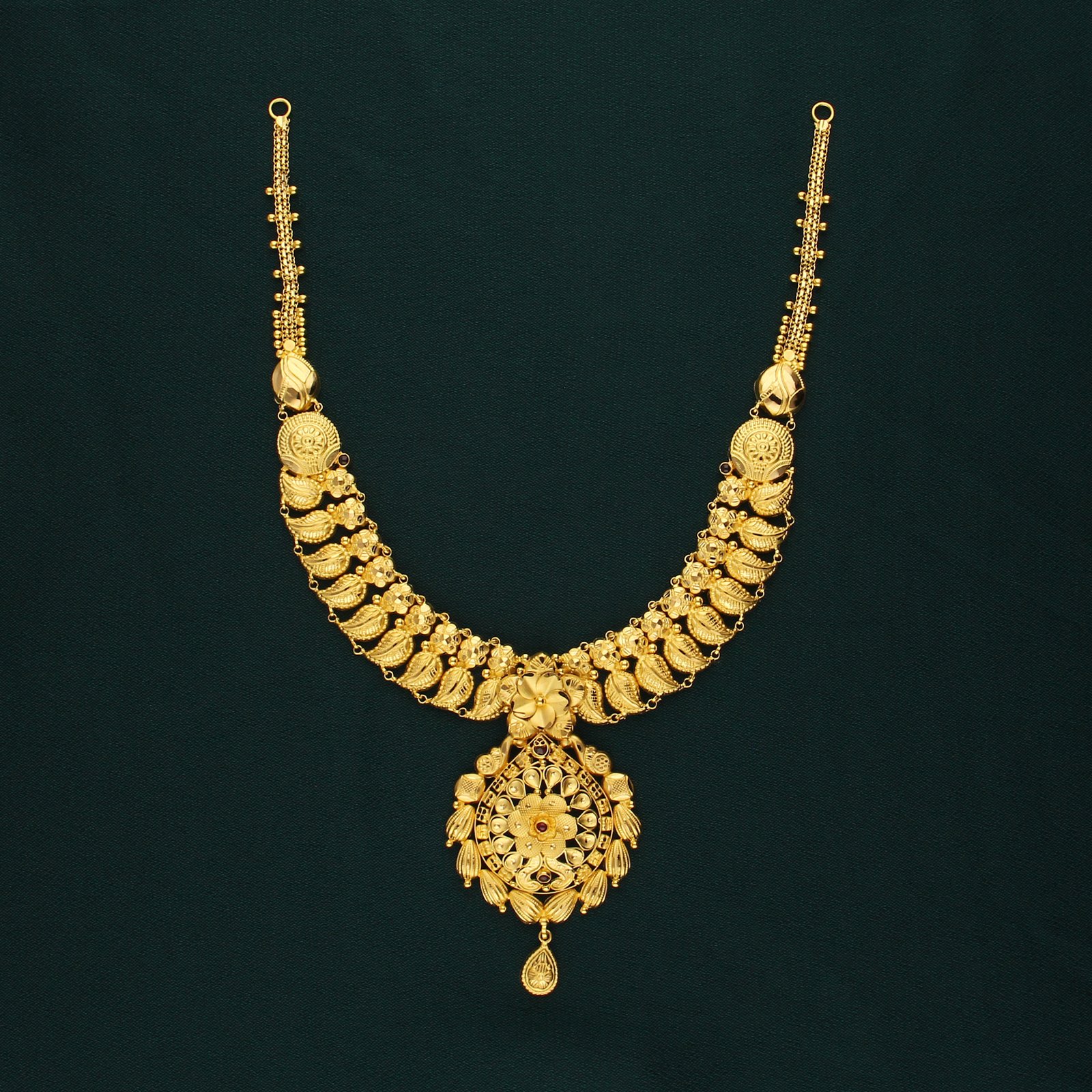 FANCY NECKLACE